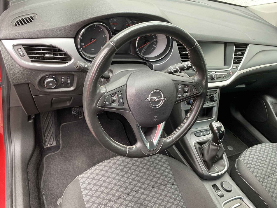 Opel Astra 1.2 T 