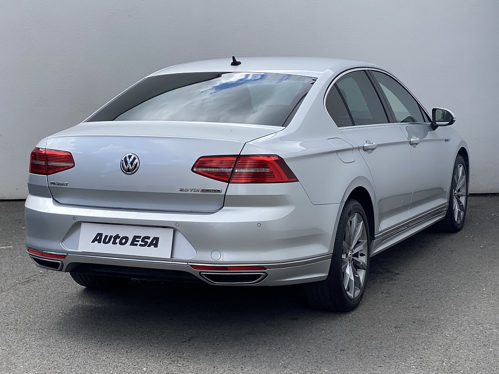 Volkswagen Passat 2.0 TDi Highline 4x4 R-Line