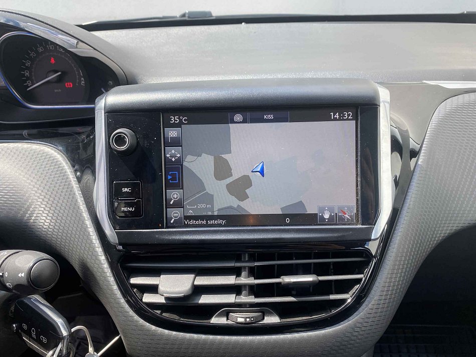 Peugeot 2008 1.2 PT 