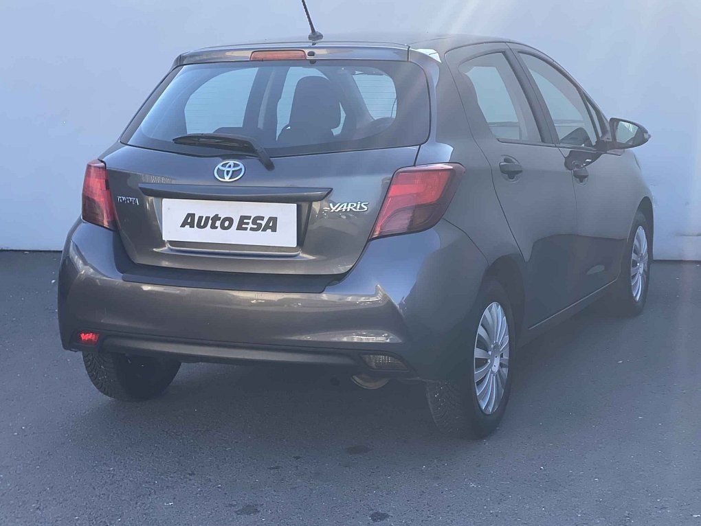 Toyota Yaris 1.0VVT-i 