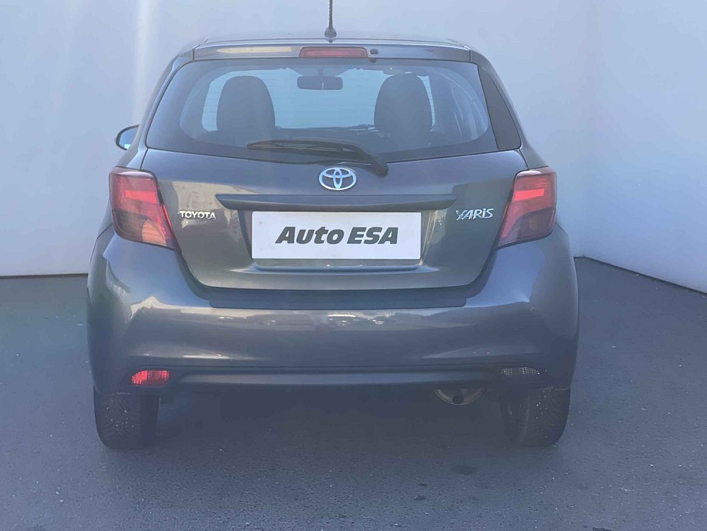 Toyota Yaris 1.0VVT-i 