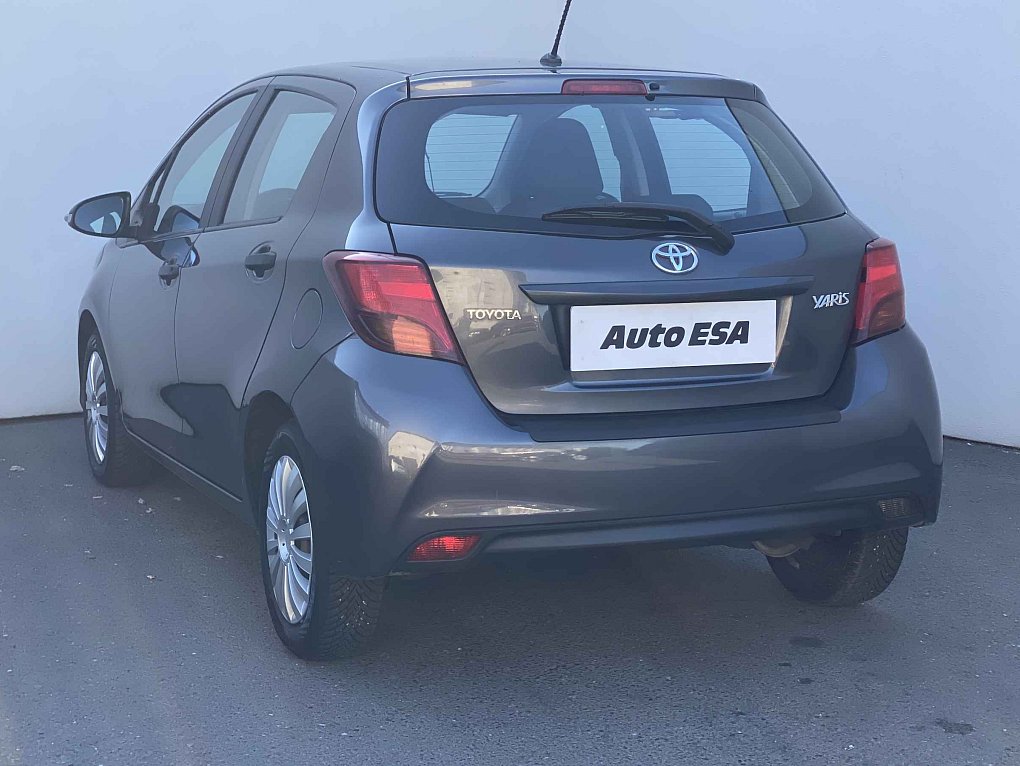 Toyota Yaris 1.0VVT-i 