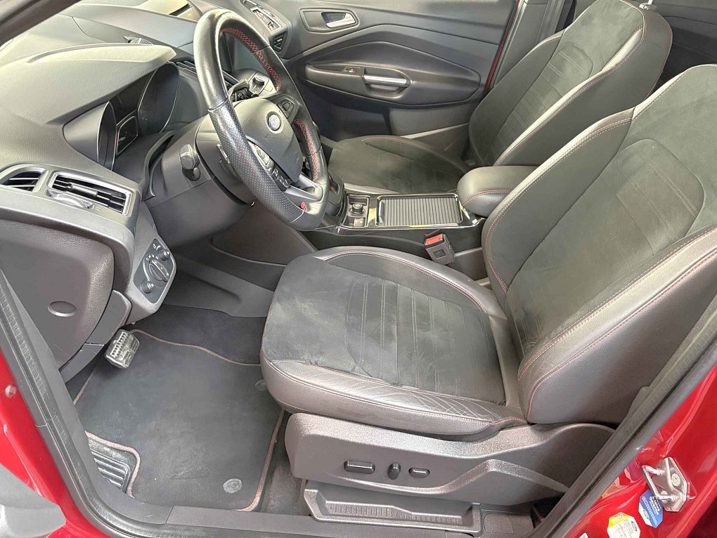 Ford Kuga 2.0 TDCi ST-Line 4x4