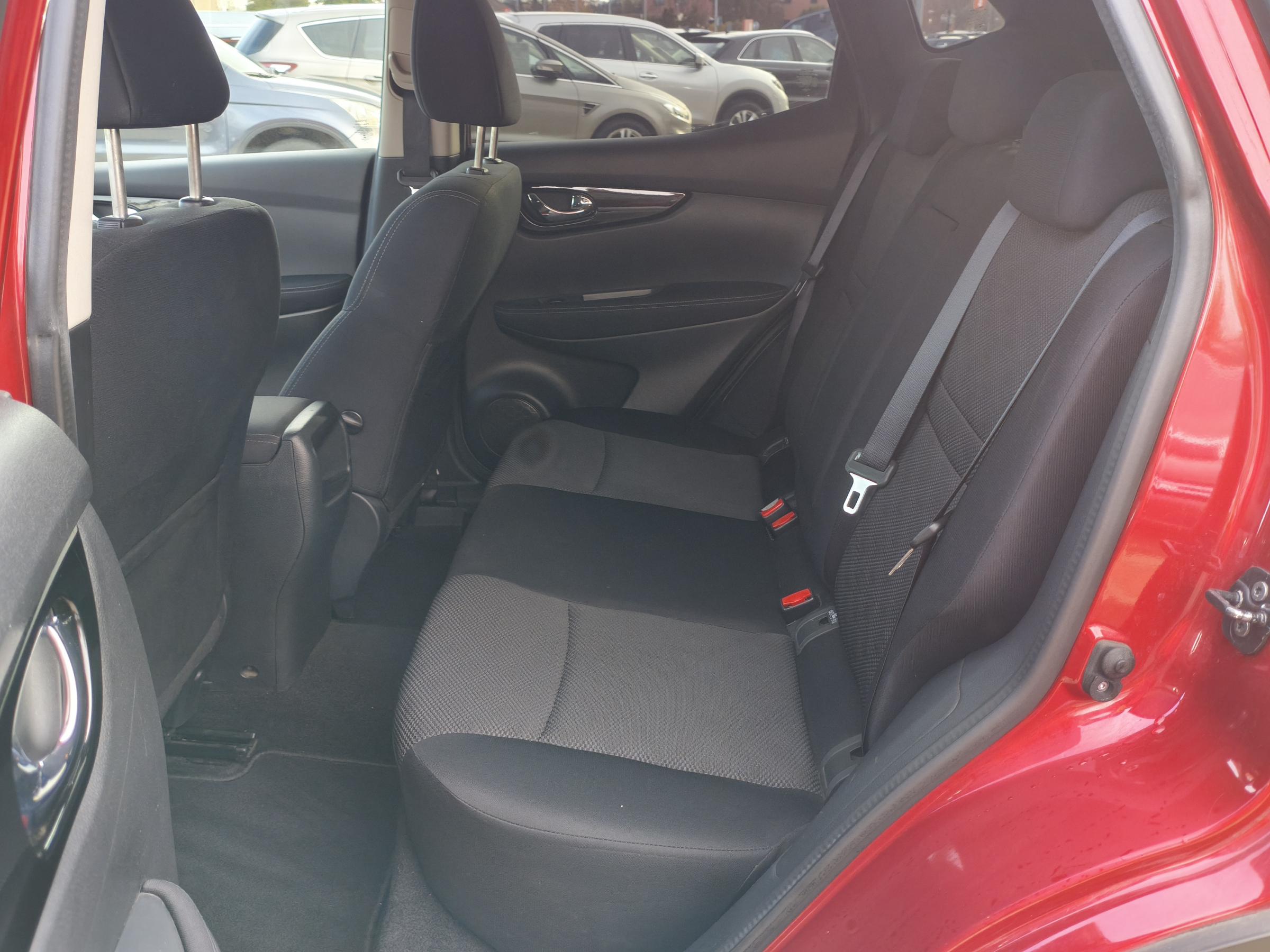 Nissan Qashqai, 2017 - pohled č. 11