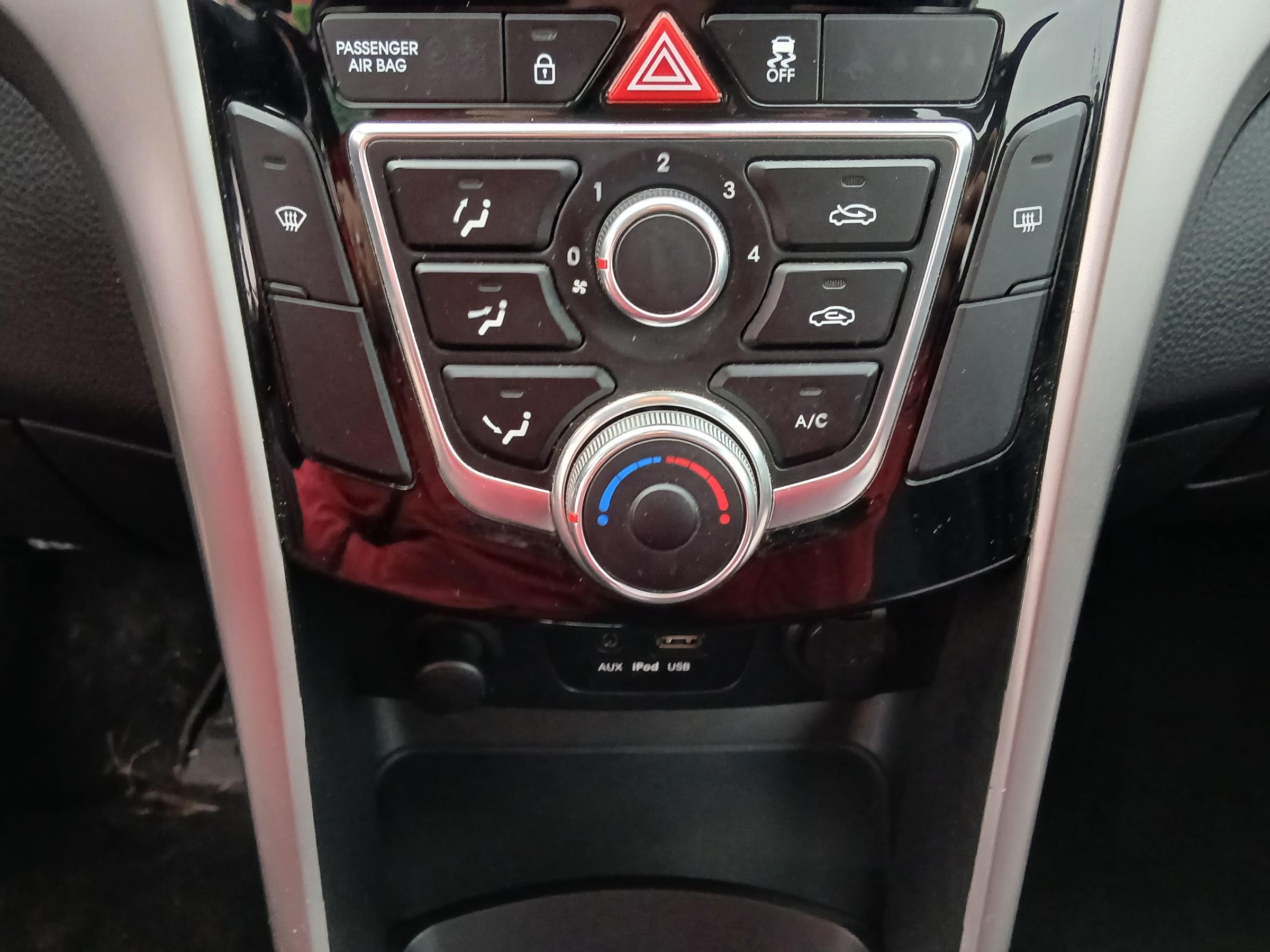 Hyundai i30, 2016 - pohled č. 13