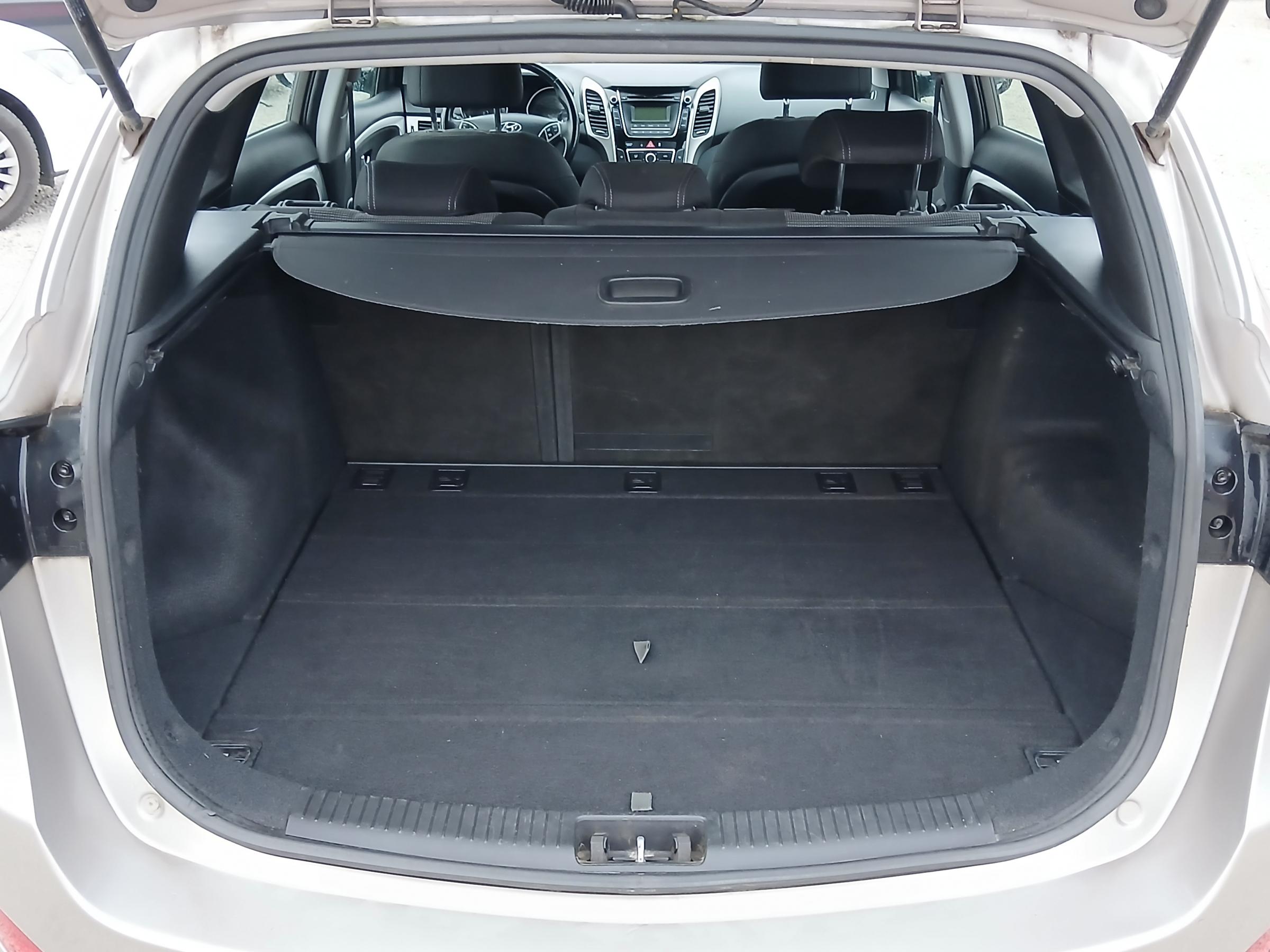 Hyundai i30, 2016 - pohled č. 7