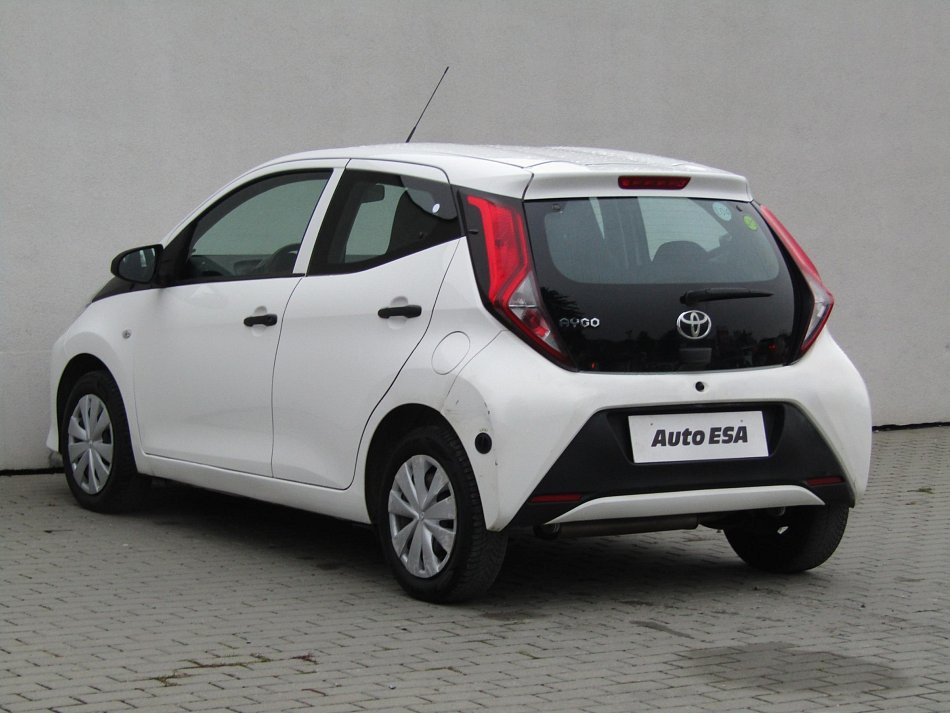 Toyota Aygo 1.0i 