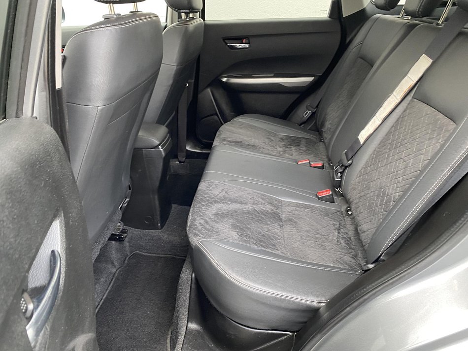 Suzuki Vitara 1.4B-Jet Style