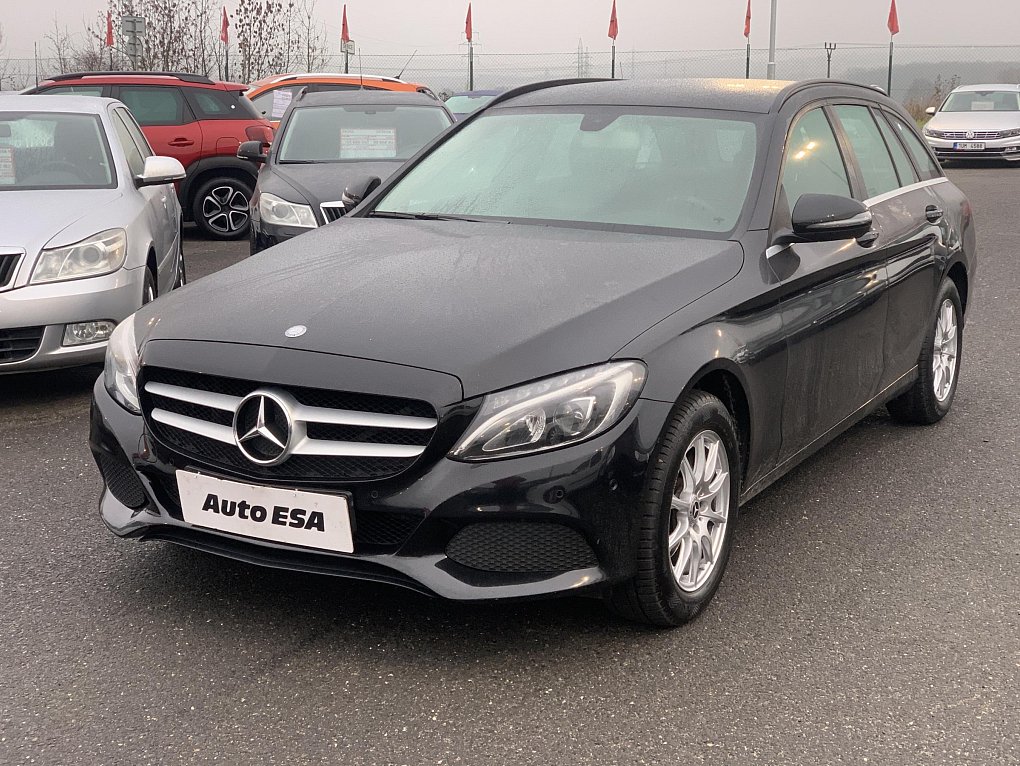 Mercedes-Benz Třída C 2.2 CDi  C 220d