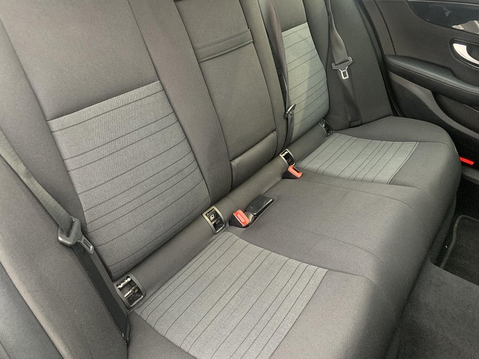 Mercedes-Benz Třída C 2.2 CDi  C 220d