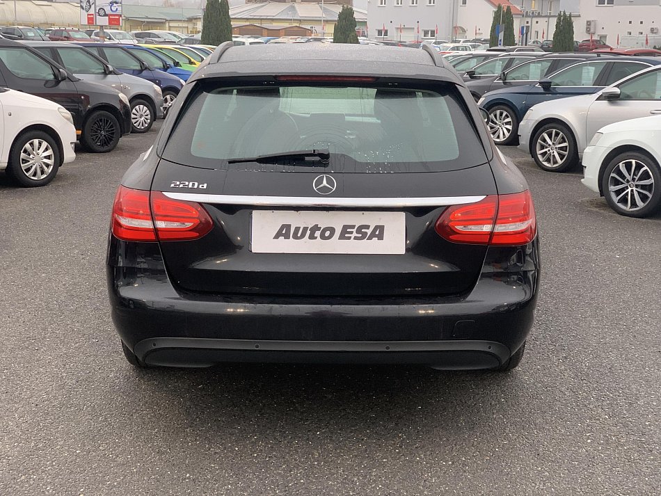 Mercedes-Benz Třída C 2.2 CDi  C 220d