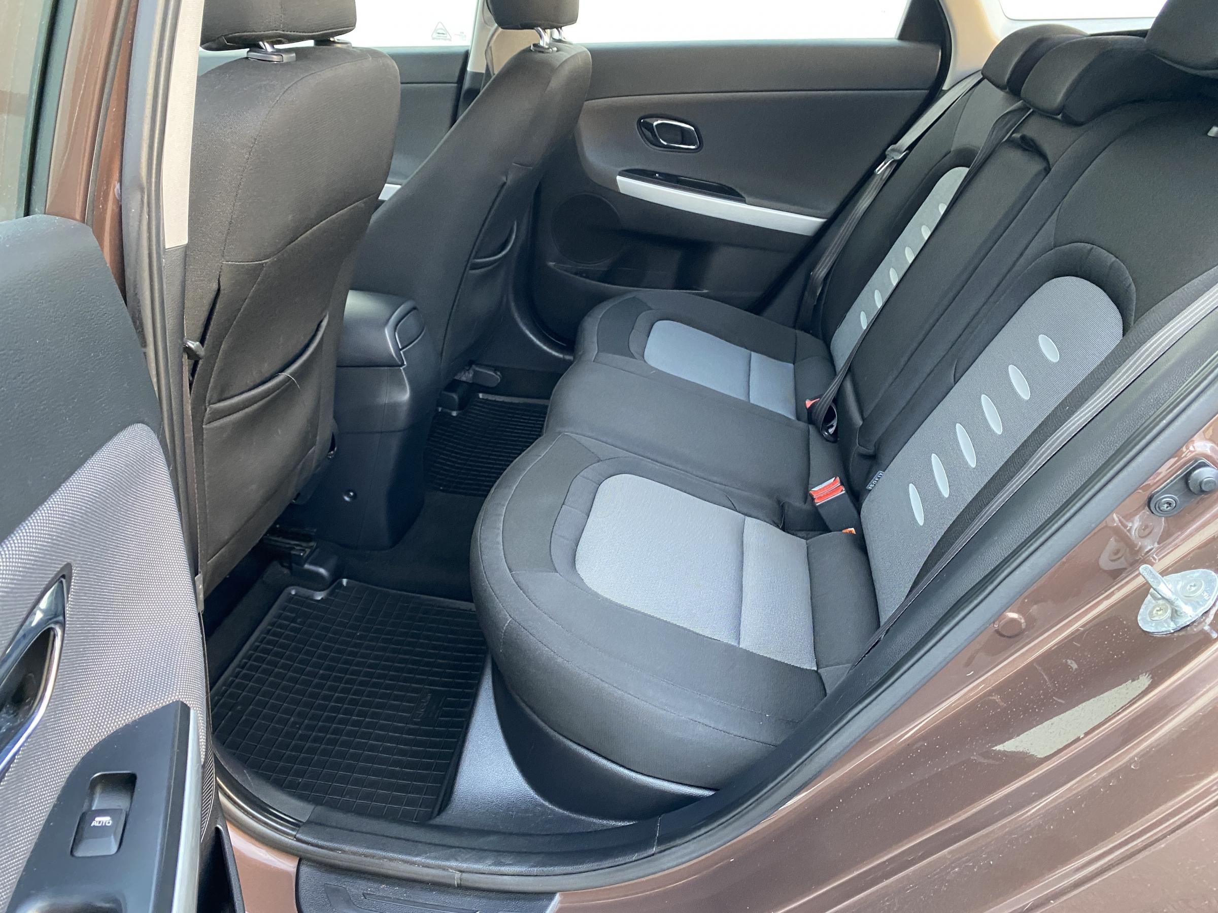 Kia Cee´d, 2014 - pohled č. 10