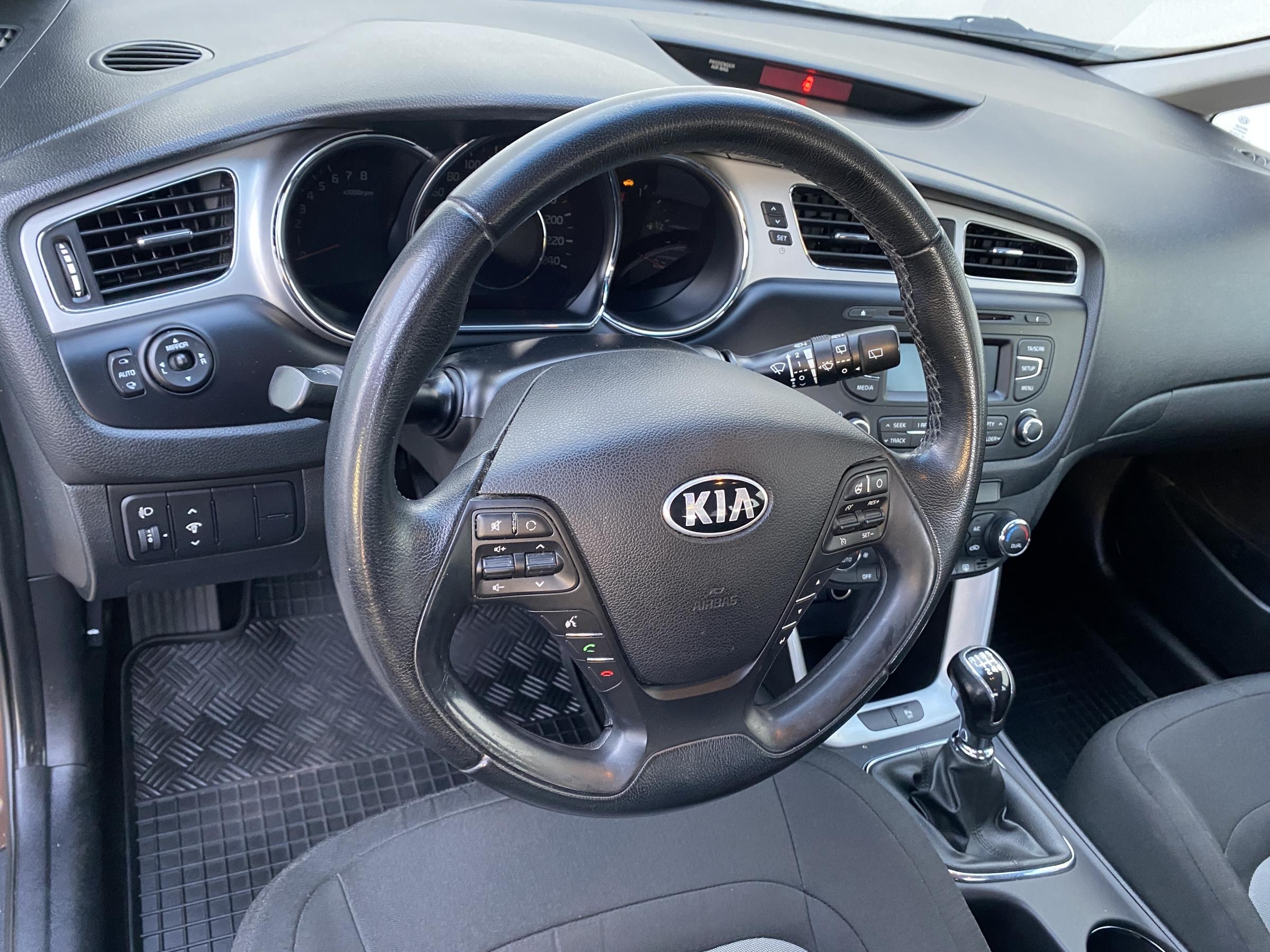 Kia Cee´d, 2014 - pohled č. 12