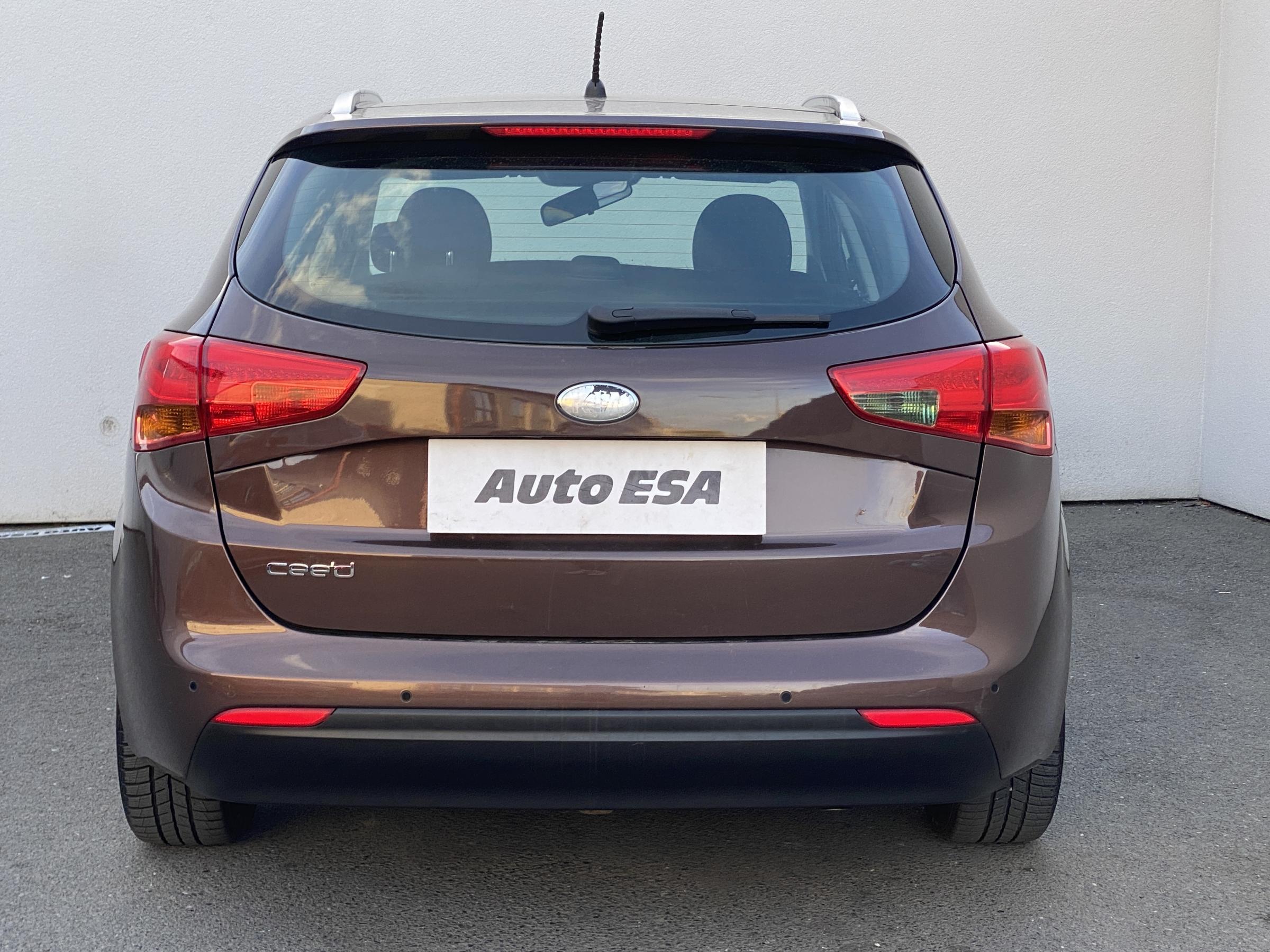 Kia Cee´d, 2014 - pohled č. 5