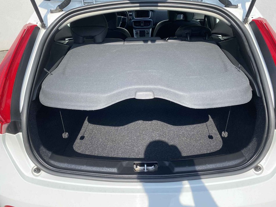 Volvo V40 2.0T2 Momentum