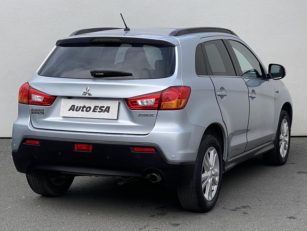 Mitsubishi ASX 1.8 DI-D 