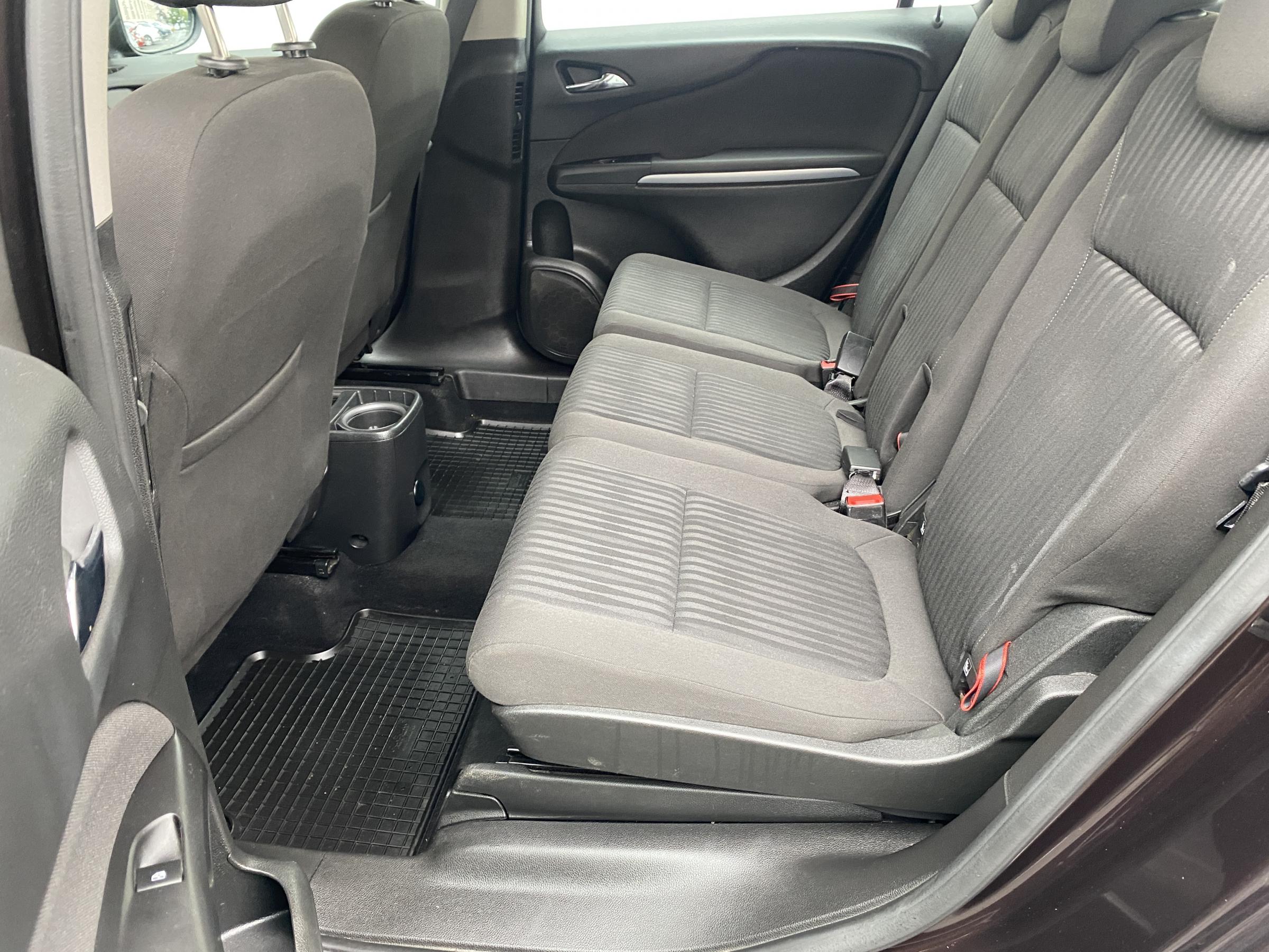 Opel Zafira, 2017 - pohled č. 11