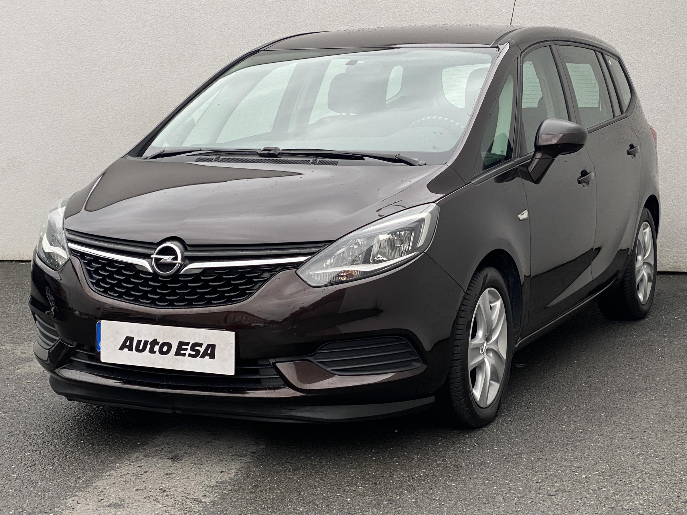 Opel Zafira, 2017 - pohled č. 3