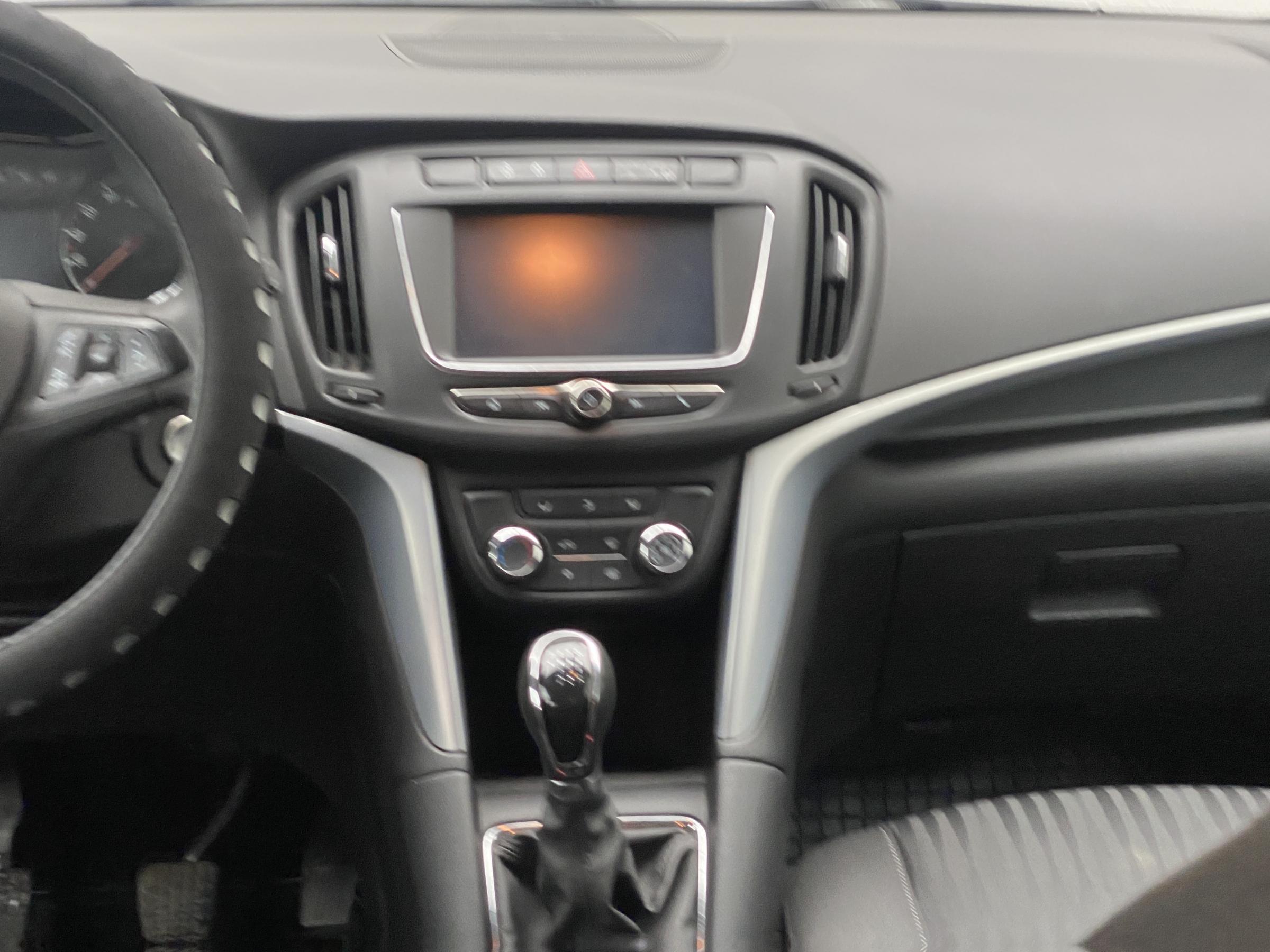 Opel Zafira, 2017 - pohled č. 9