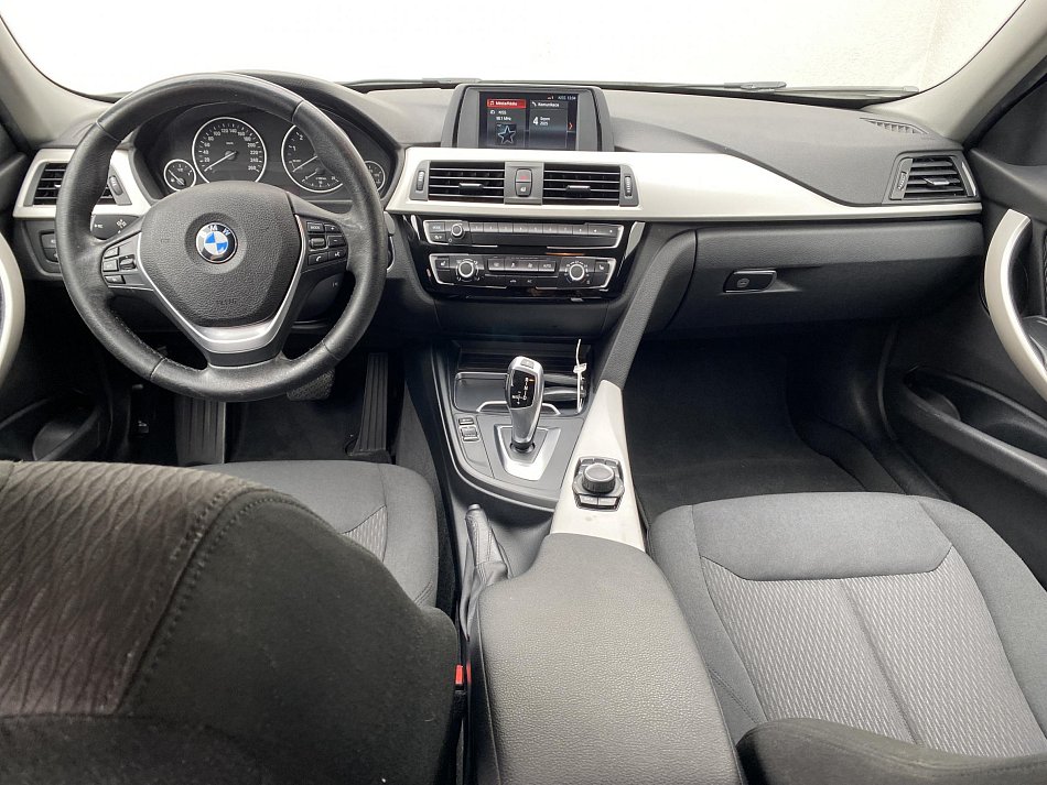 BMW Řada 3 1.5T 