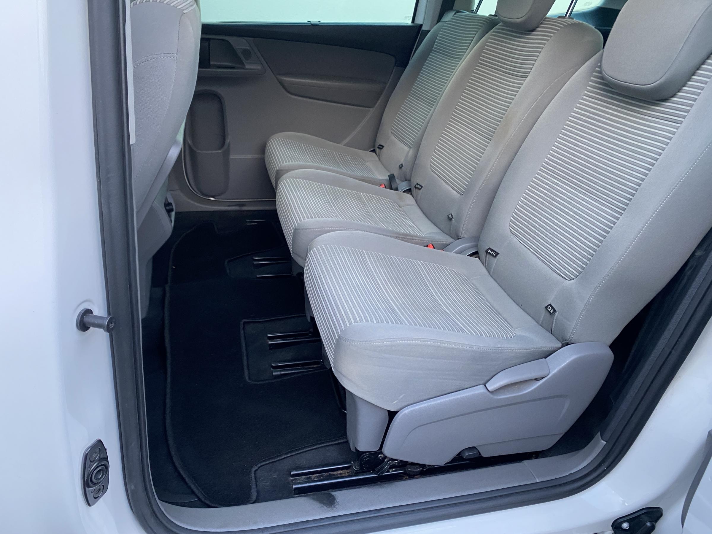 Seat Alhambra, 2014 - pohled č. 10