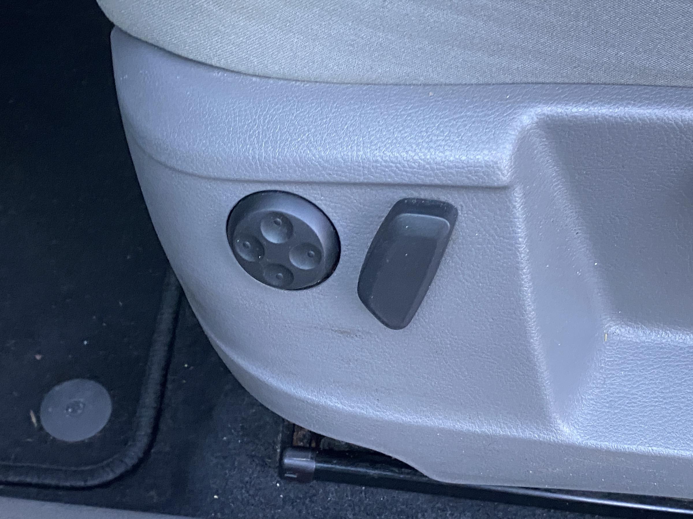 Seat Alhambra, 2014 - pohled č. 14