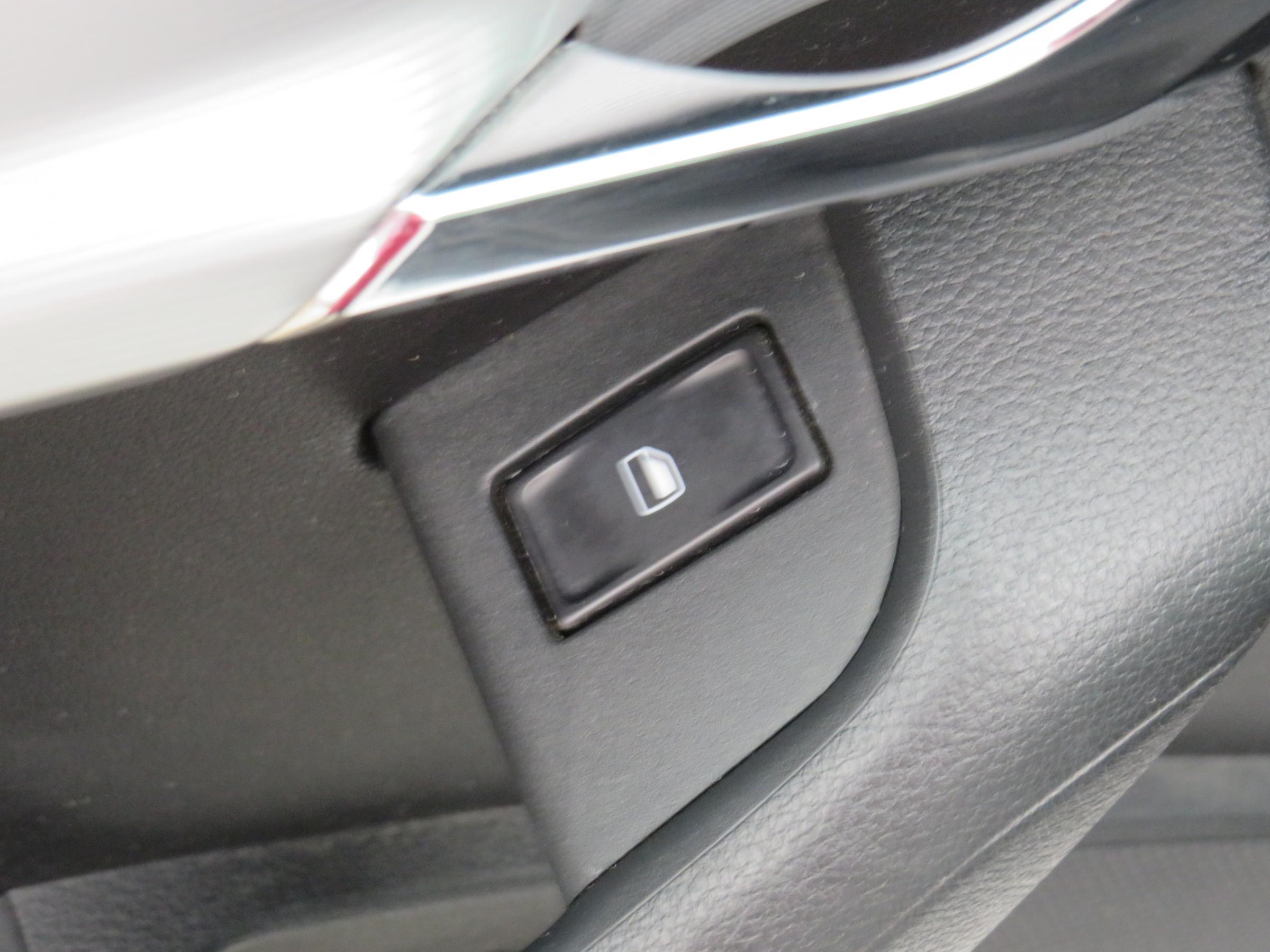 Škoda Octavia III, 2013 - pohled č. 12