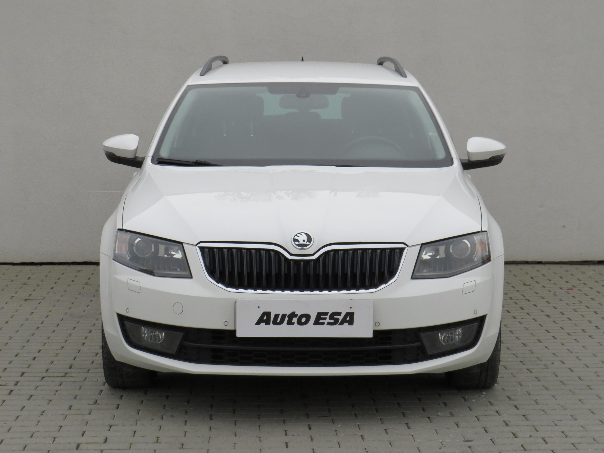 Škoda Octavia III, 2013 - pohled č. 2