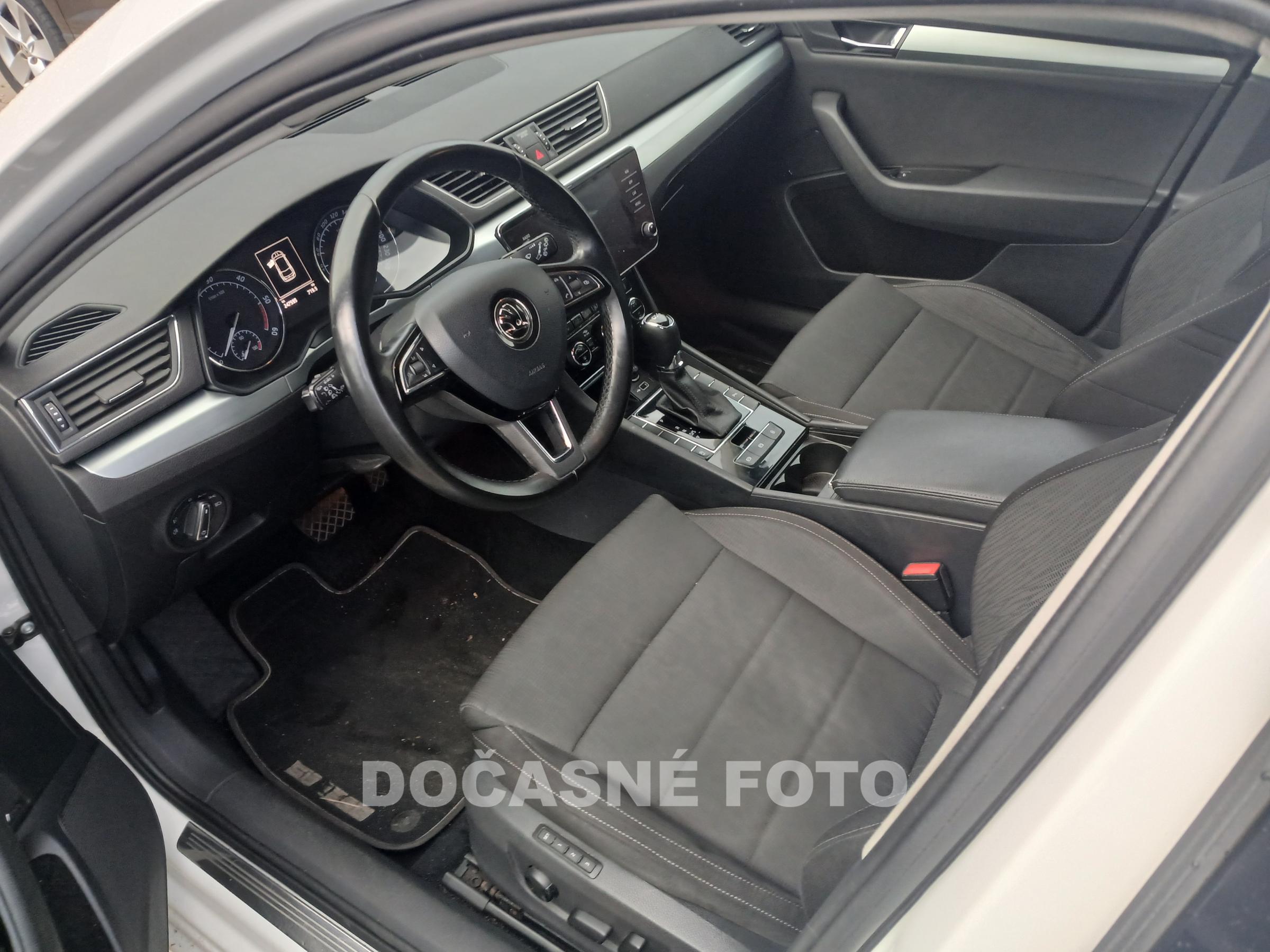 Škoda Superb III, 2018 - pohled č. 3