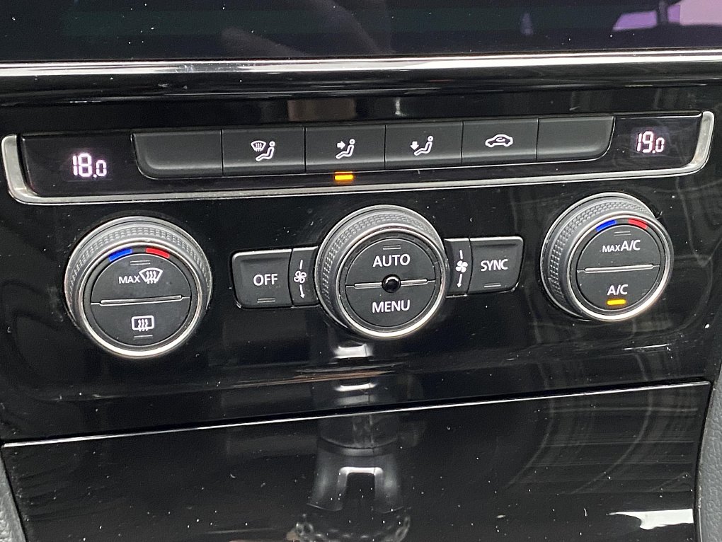 Volkswagen Golf 2.0 TDi GTD