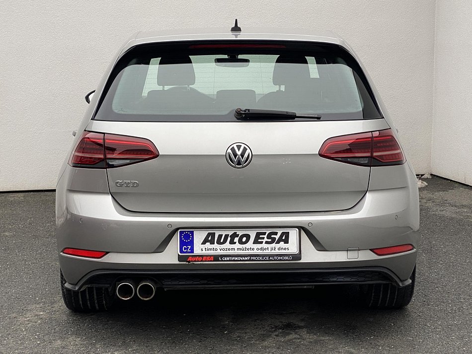 Volkswagen Golf 2.0 TDi GTD