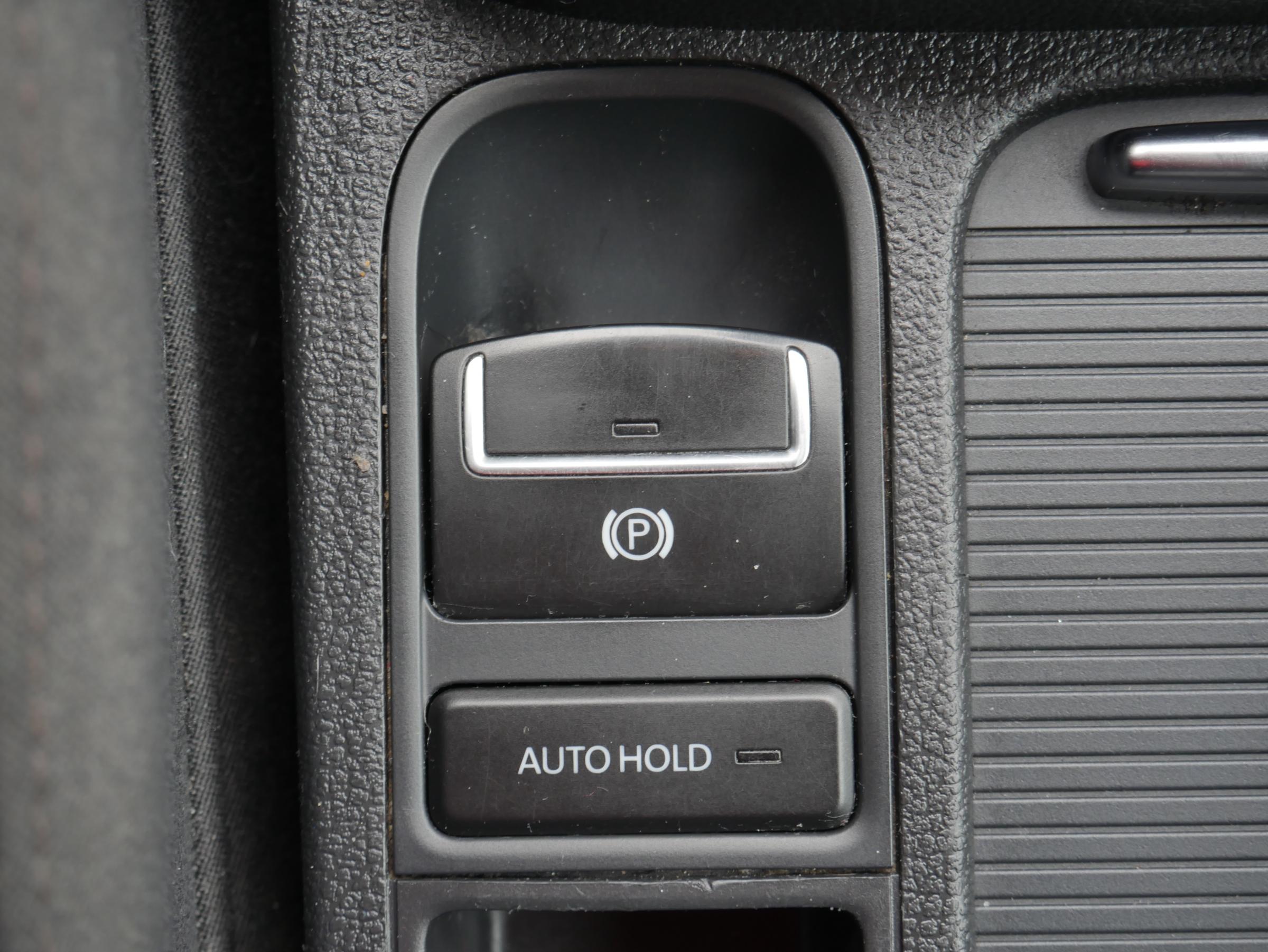 Volkswagen Tiguan, 2009 - pohled č. 13