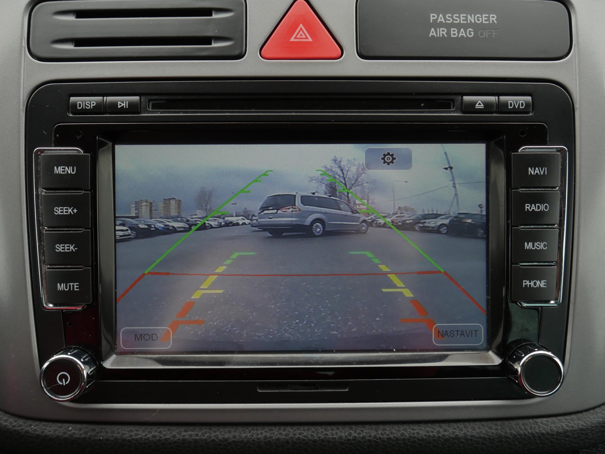 Volkswagen Tiguan, 2009 - pohled č. 18