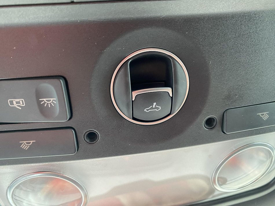 Volkswagen Scirocco 2.0 TDi Sport