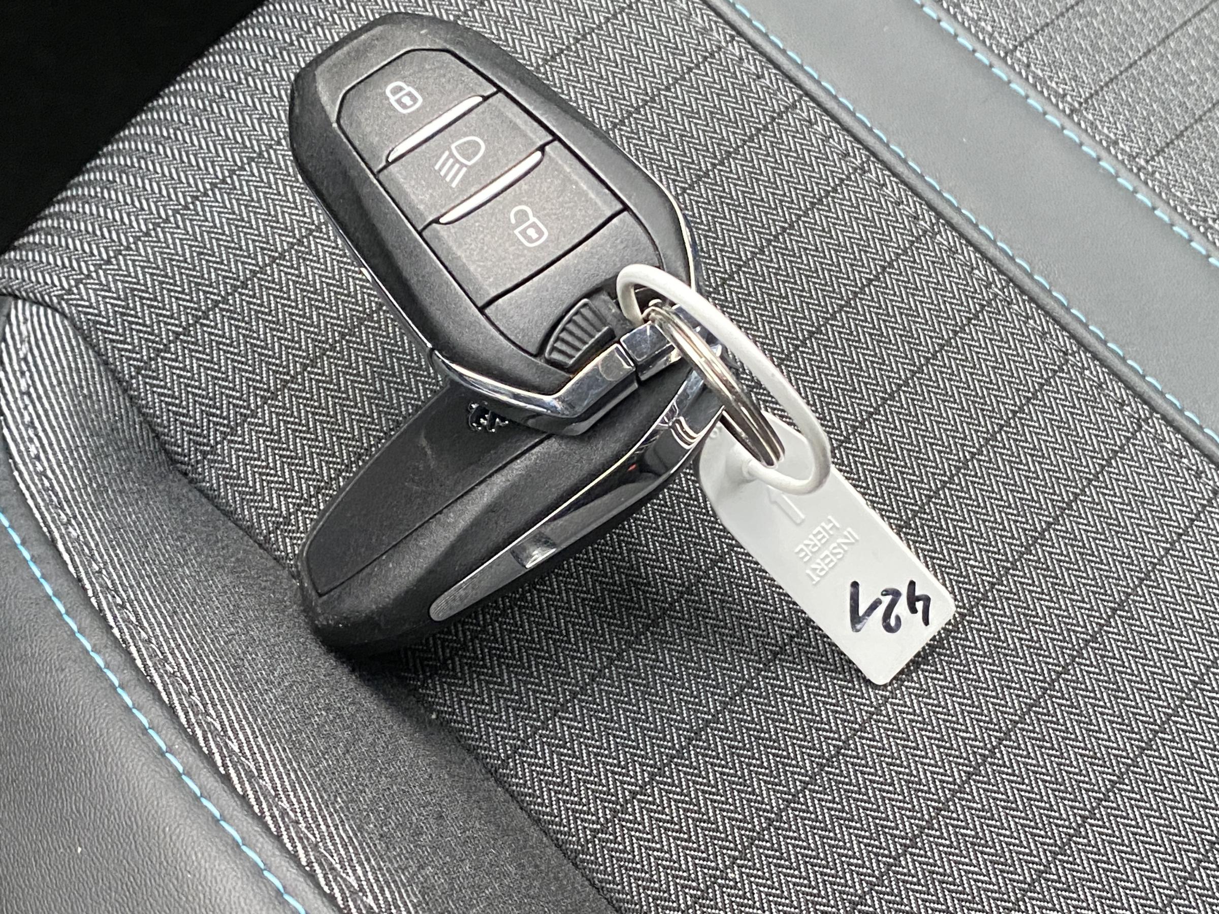 Peugeot 208, 2020 - pohled č. 19