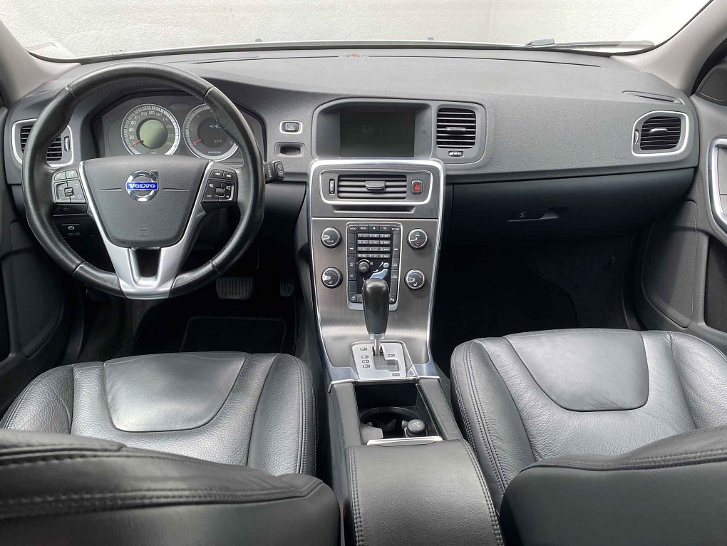 Volvo V60 2.4 D5  4x4