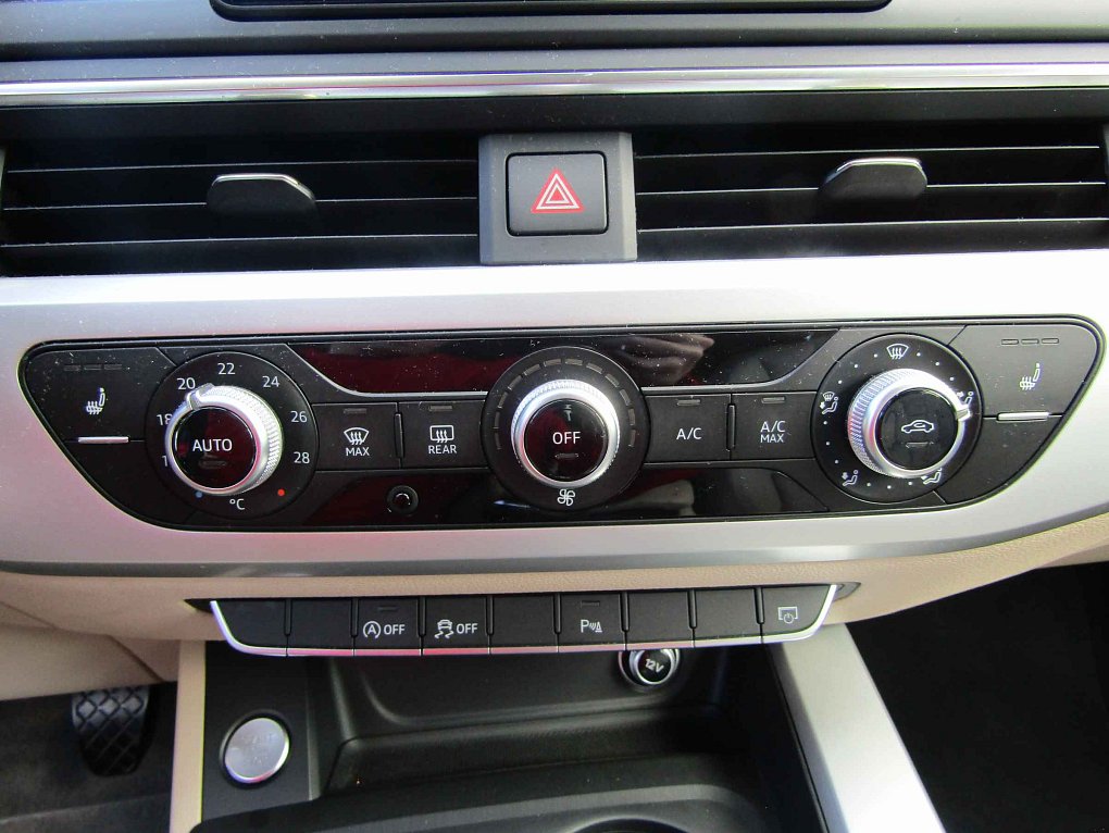 Audi A4 2.0 TDi 