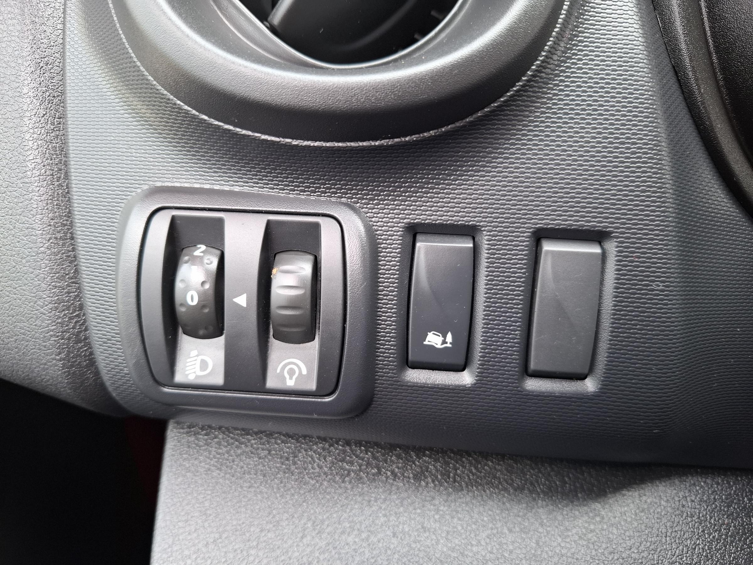 Renault Trafic, 2021 - pohled č. 17