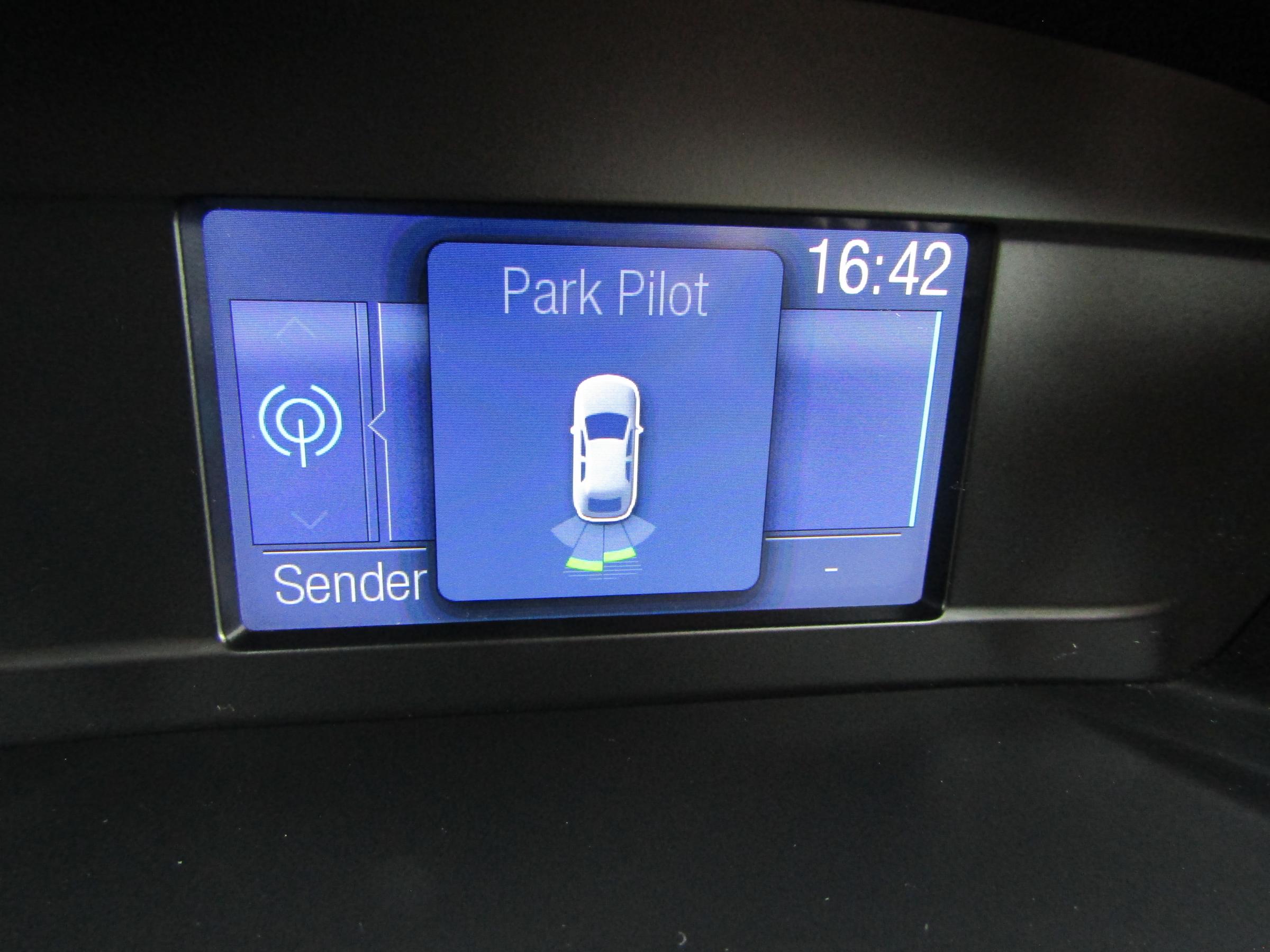 Ford Kuga, 2013 - pohled č. 11