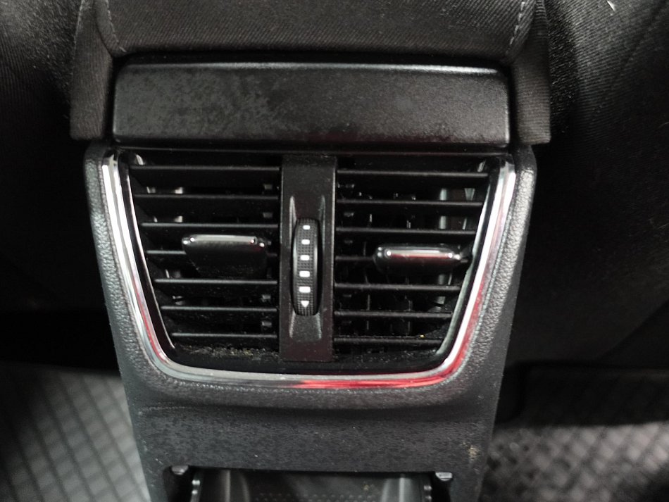 Škoda Octavia III 2.0tdi Ambition