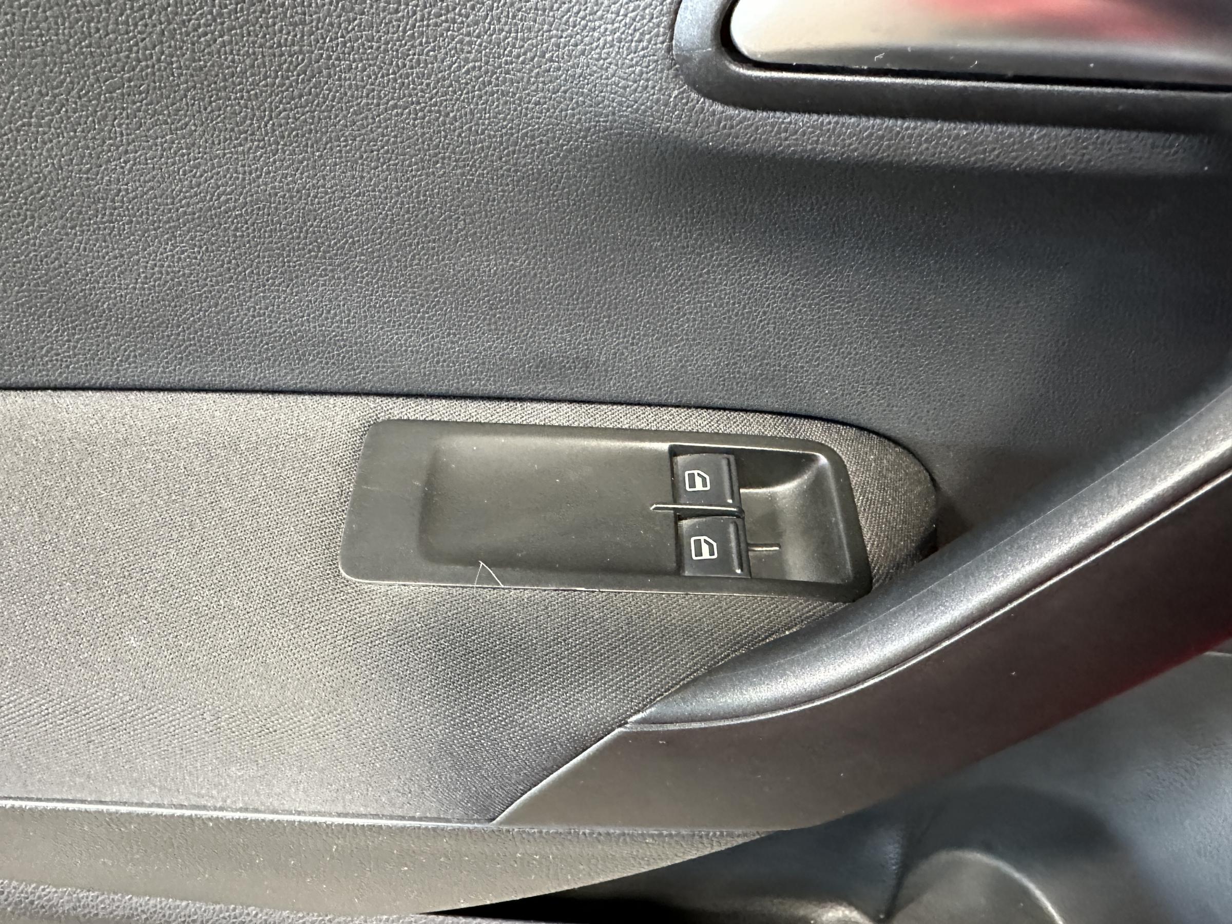 Volkswagen Polo, 2009 - pohled č. 15