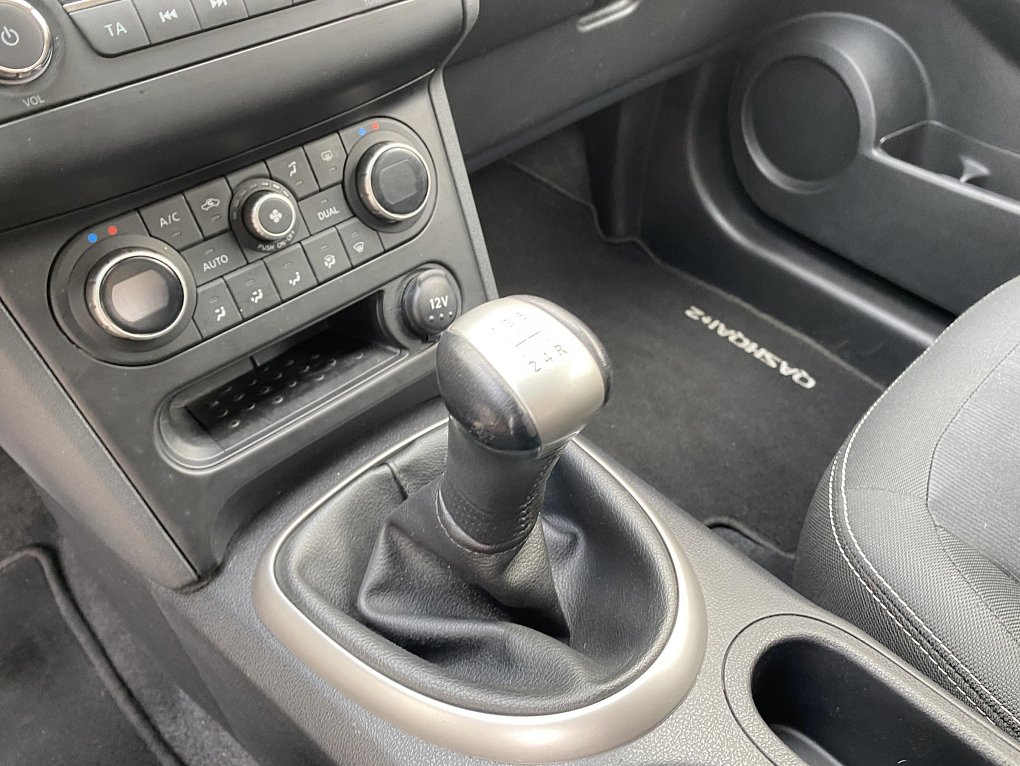 Nissan Qashqai 1.6i  7míst