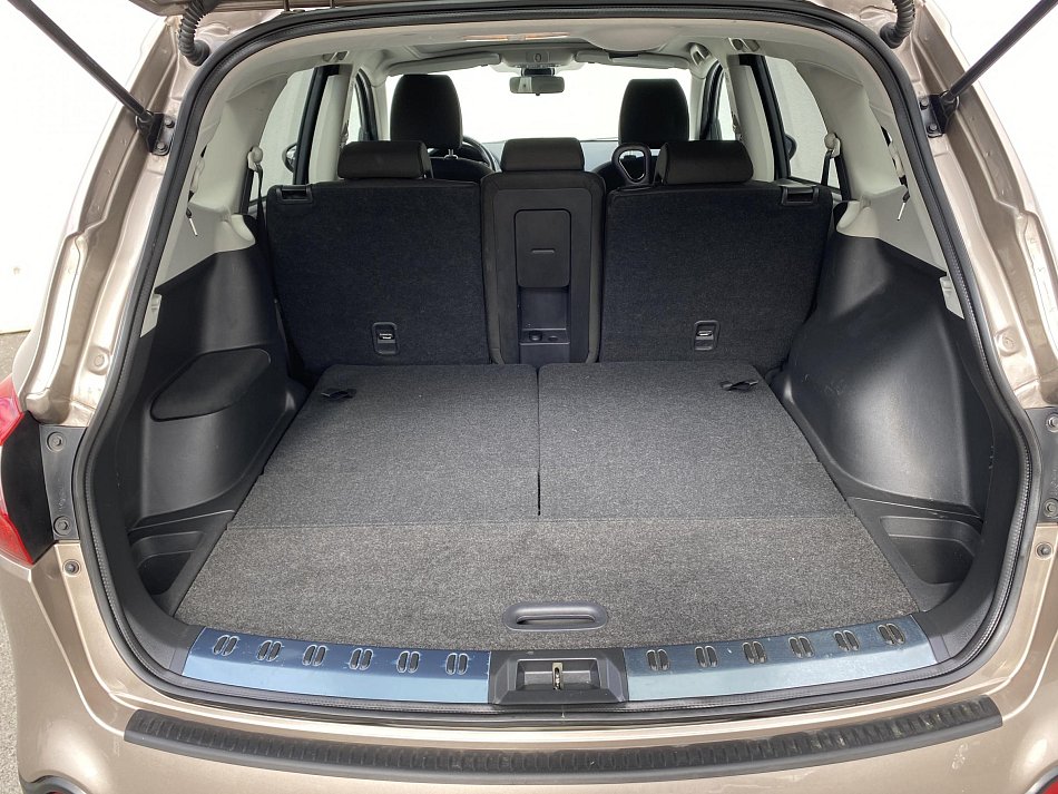 Nissan Qashqai 1.6i  7míst