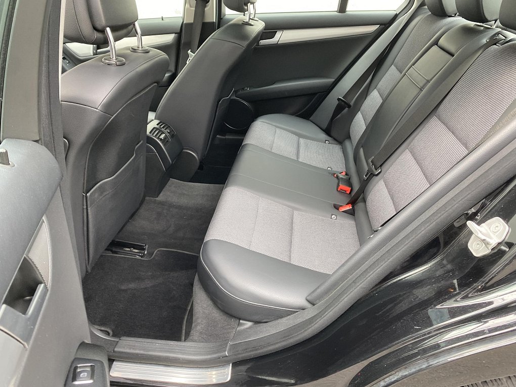Mercedes-Benz Třída C 1.8K Avantgarde C180