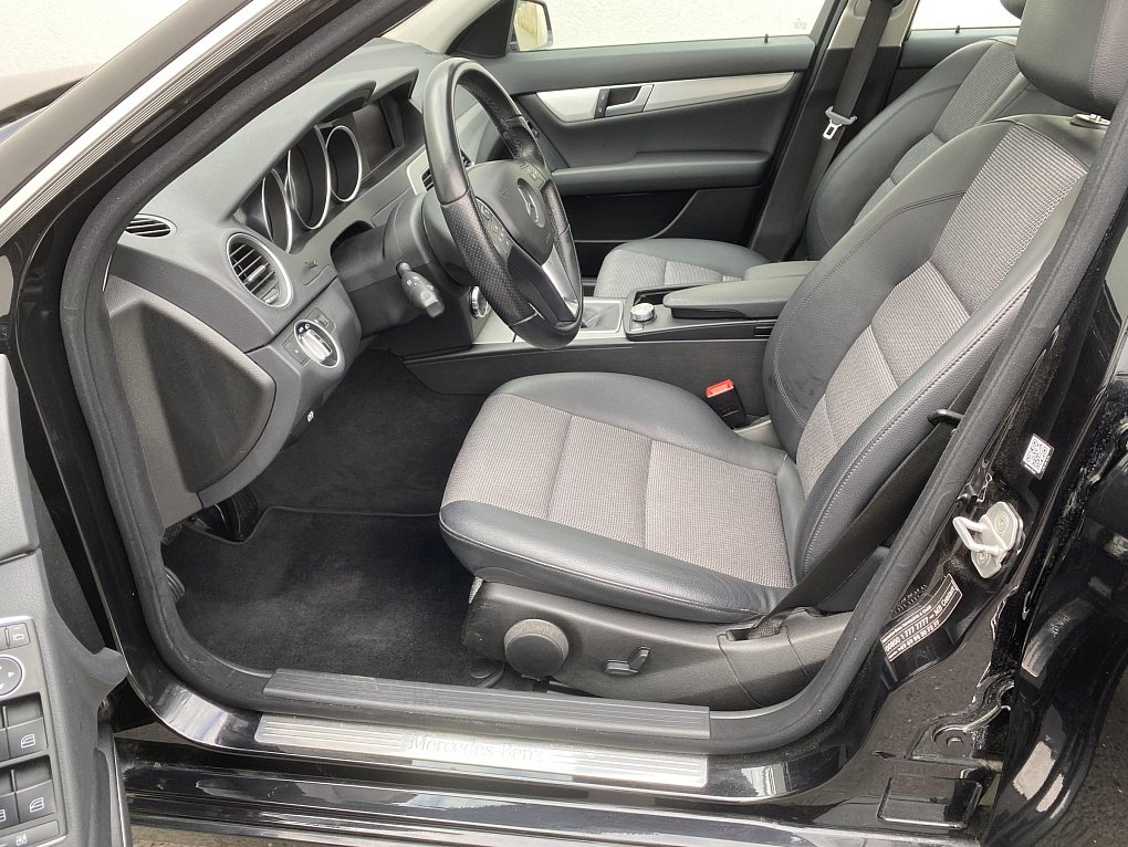 Mercedes-Benz Třída C 1.8K Avantgarde C180