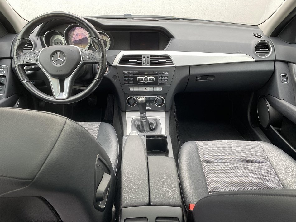 Mercedes-Benz Třída C 1.8K Avantgarde C180