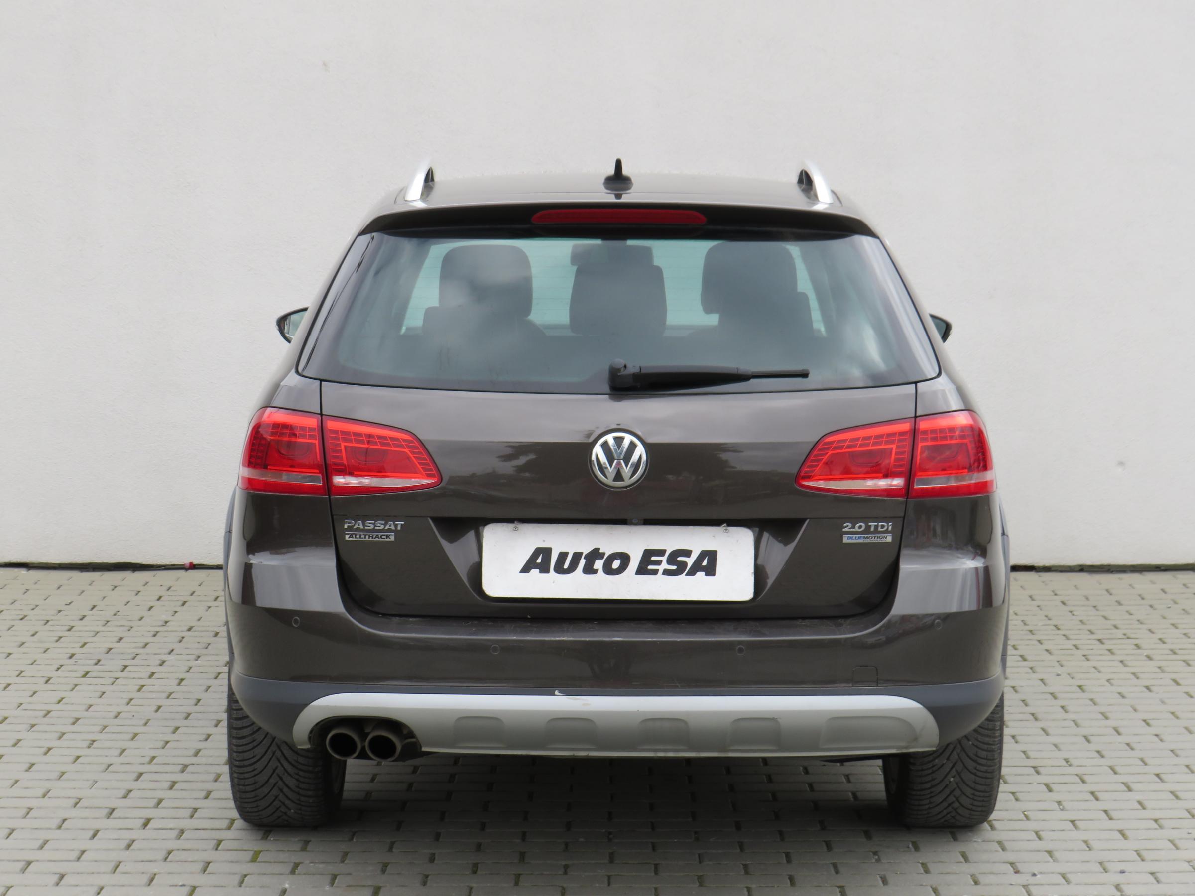 Volkswagen Passat, 2012 - pohled č. 5
