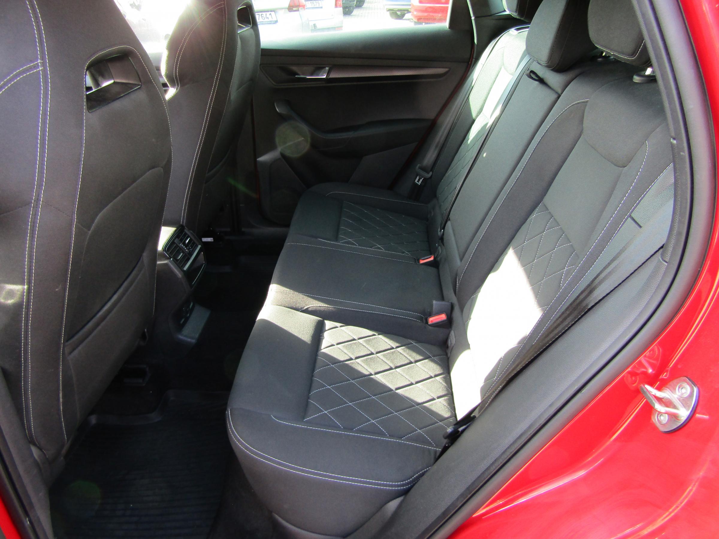 Škoda Karoq, 2021 - pohled č. 11