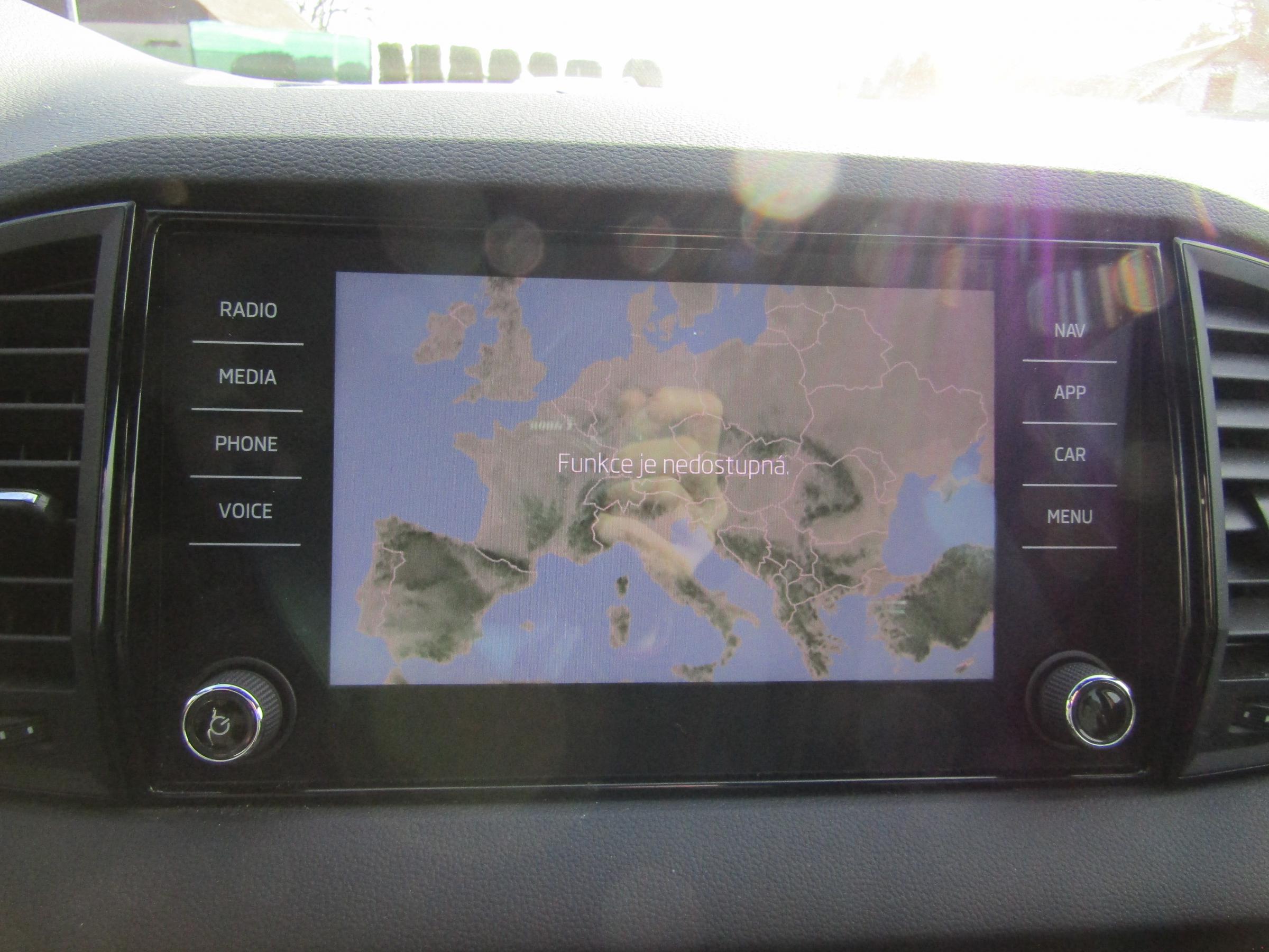 Škoda Karoq, 2021 - pohled č. 12