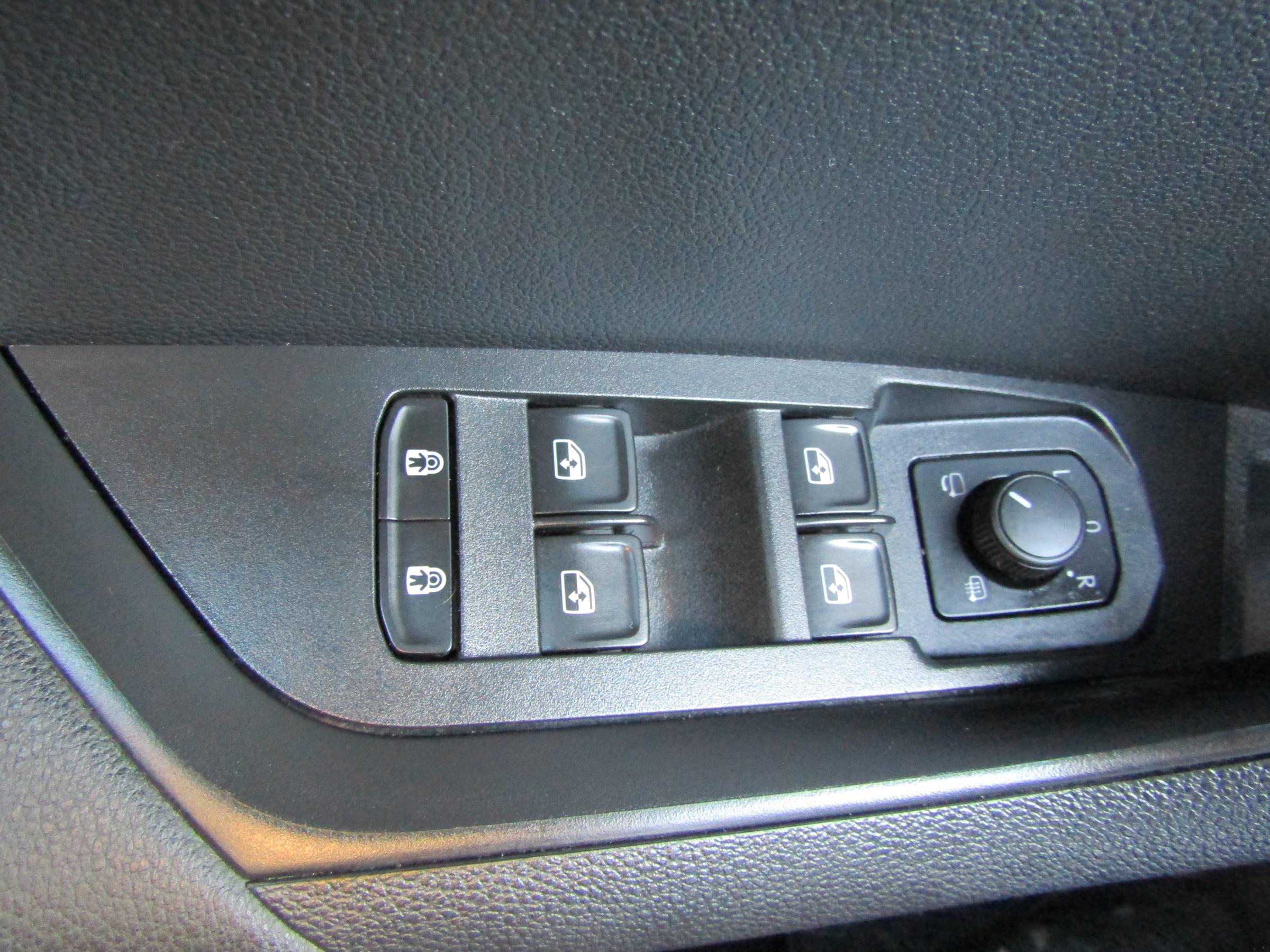 Škoda Karoq, 2021 - pohled č. 17